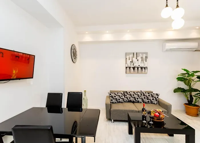 Lovely 2 Bedroom Flat
